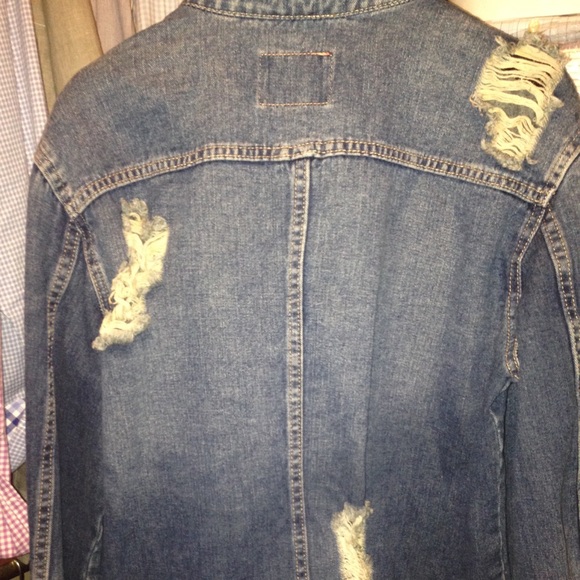 New Guess Denim Jacket - Picture 2 of 5